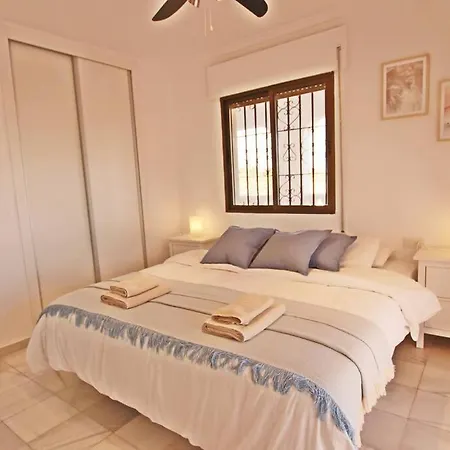 Ayma Shabilla * Alhaurín de la Torre